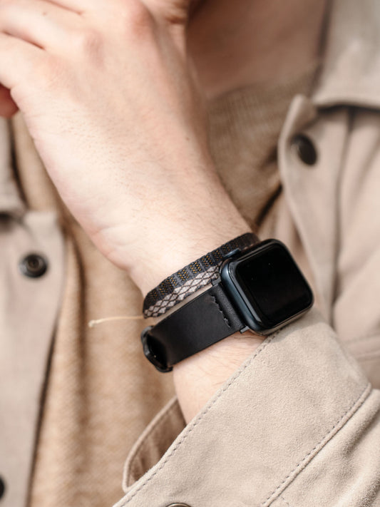 Apple Watch Band - Black Leather - Nero Straight Stitch