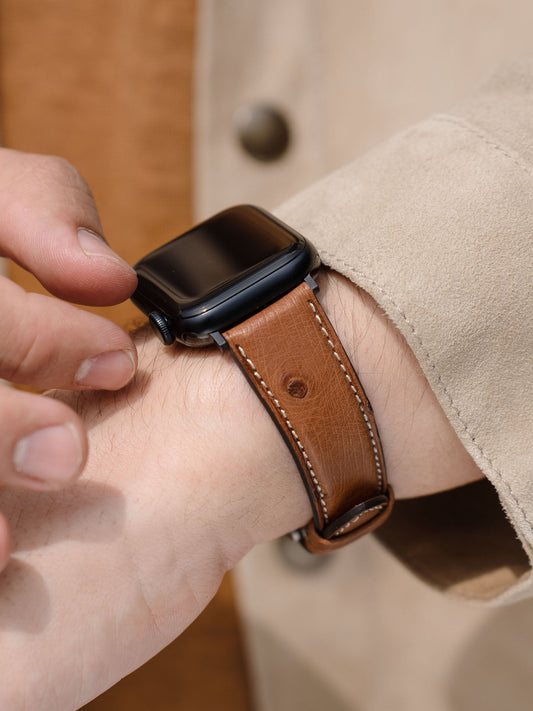 Design Apple Watch Band - Brown Ostrich Leather - Cognac