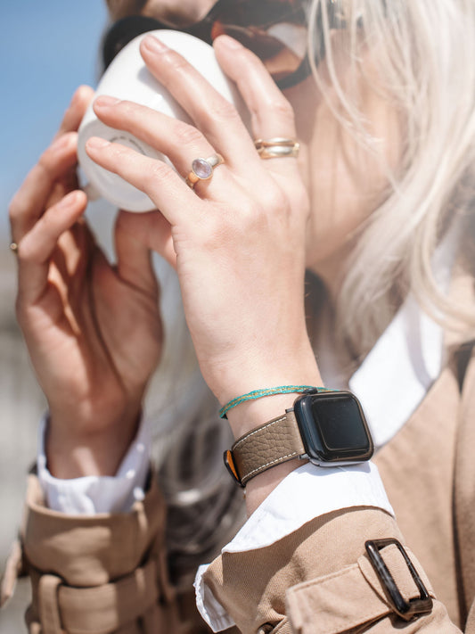 Lady Apple Watch Band - Grey Calf Leather - Taurillon Loutre